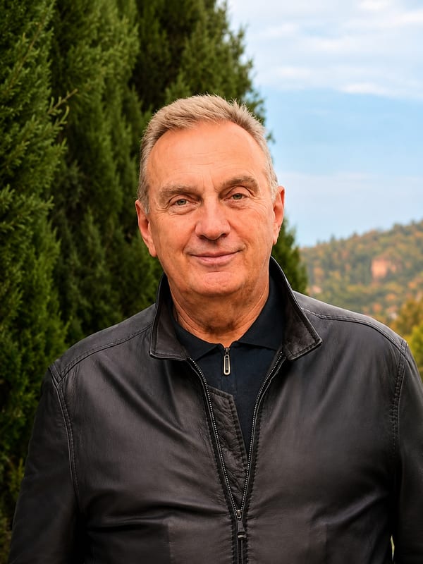 Юрий Сазонов